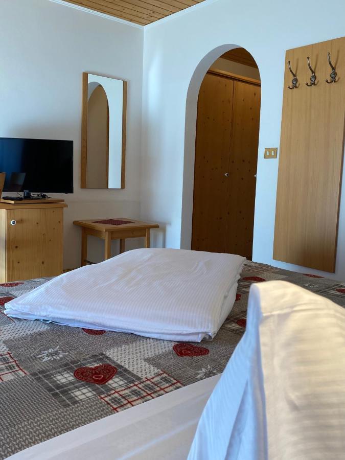 Hotel Garni Living San Candido Zewnętrze zdjęcie