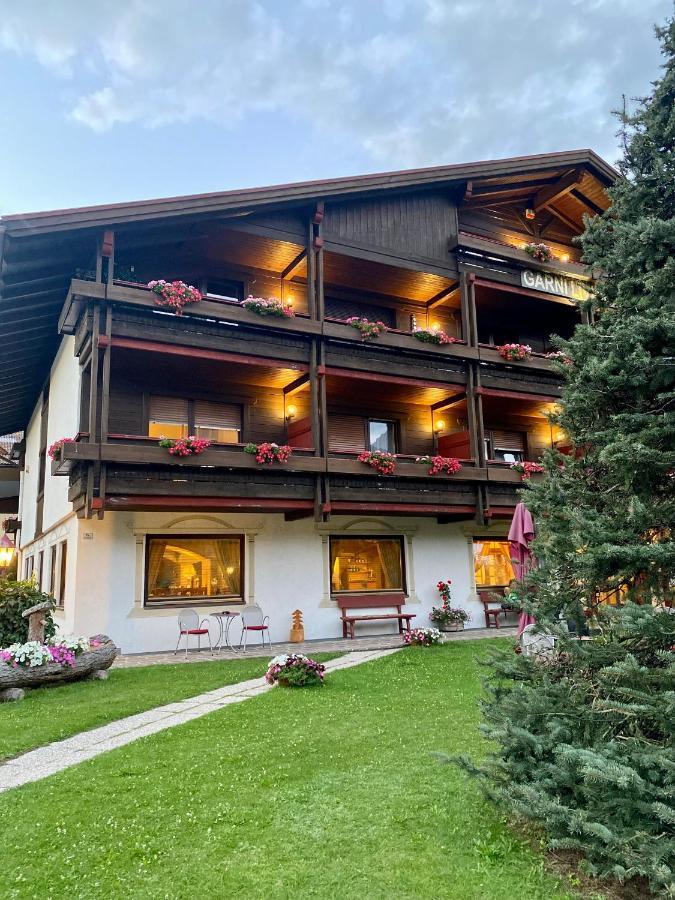 Hotel Garni Living San Candido Zewnętrze zdjęcie